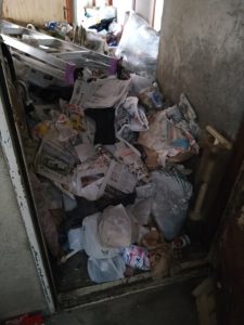 ゴミ屋敷